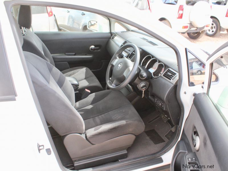 Nissan Tiida Latio 4WD in Namibia