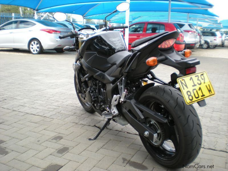 Suzuki GSR 750 in Namibia