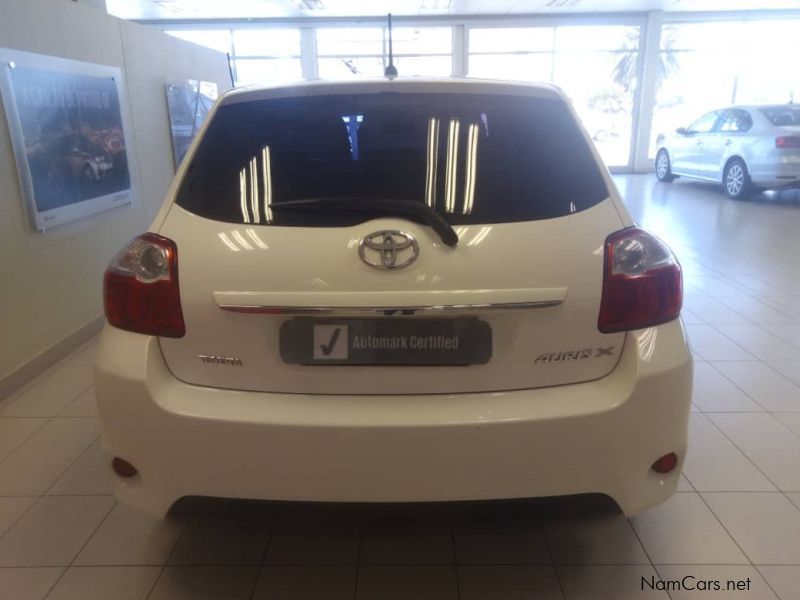 Toyota AURIS 1.3 MT in Namibia