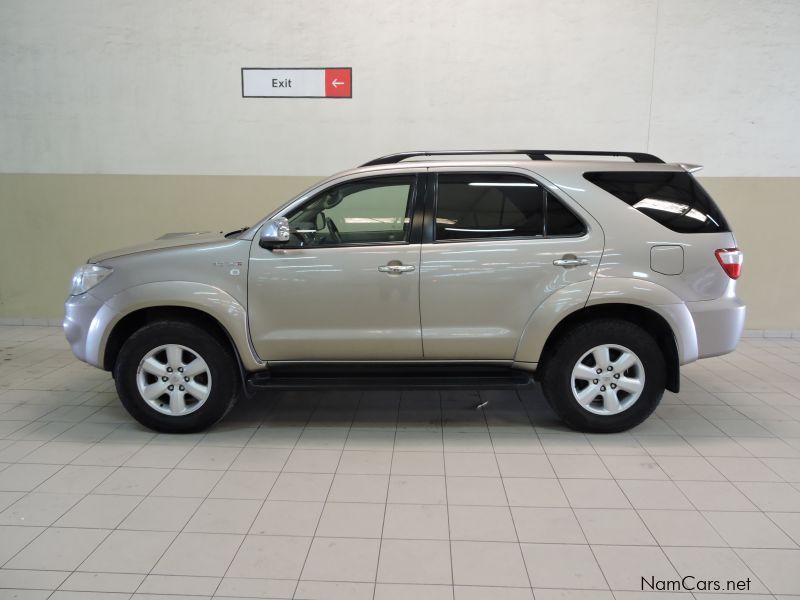 Toyota FORTUNER 3.0D4D RB AT in Namibia
