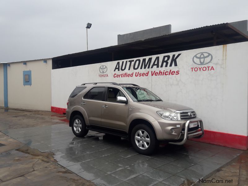 Toyota Fortuner 4.0 automatic 4x4 in Namibia