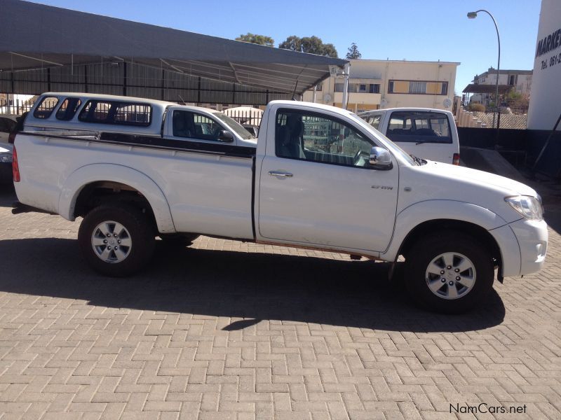 Toyota HILUX 2.7 VVT-i in Namibia