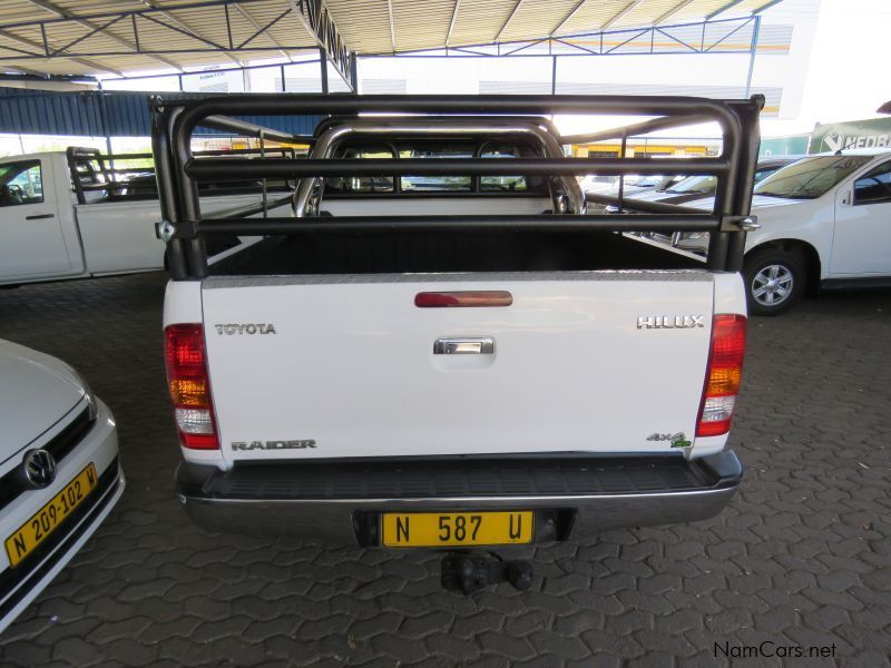 Toyota HILUX 3.0 D4D EX/CAB 4X4 in Namibia