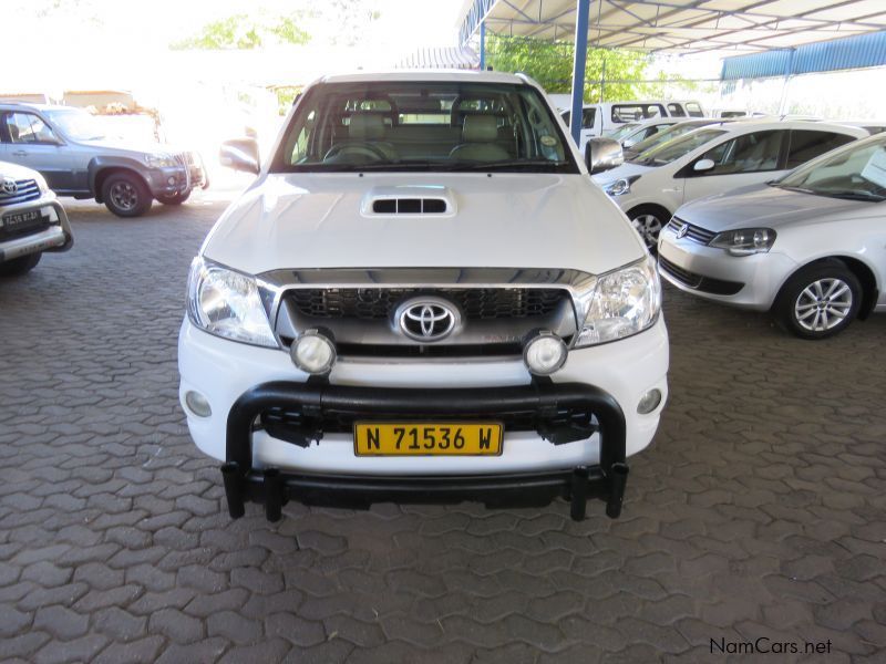 Toyota HILUX 30 D4D EXT/CAB 4X4 in Namibia