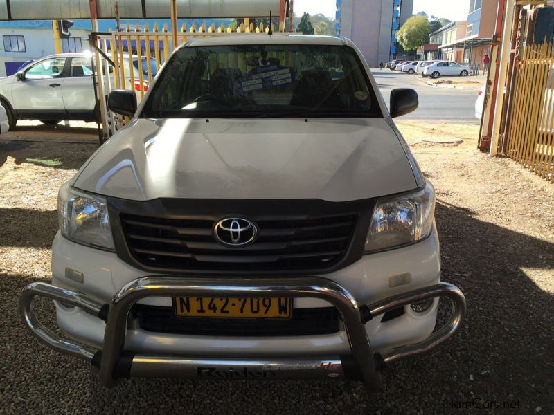 Toyota Hilux 2.0 S/C VVTI in Namibia