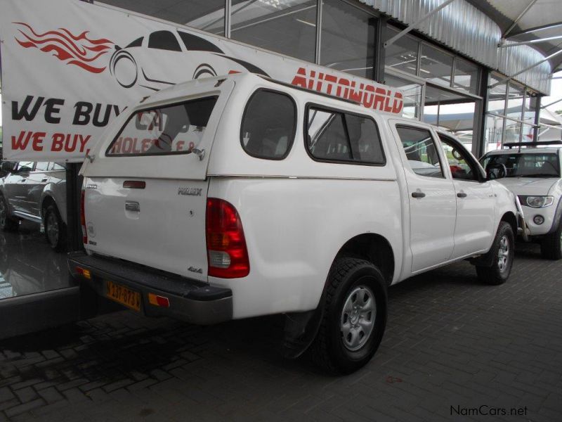 Toyota Hilux 2.5 D-4D SRX 4x4 in Namibia