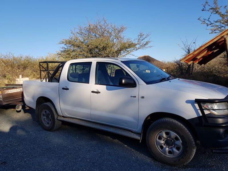 Toyota Hilux 2.5 D4D D/Cab 4x4 SRX in Namibia