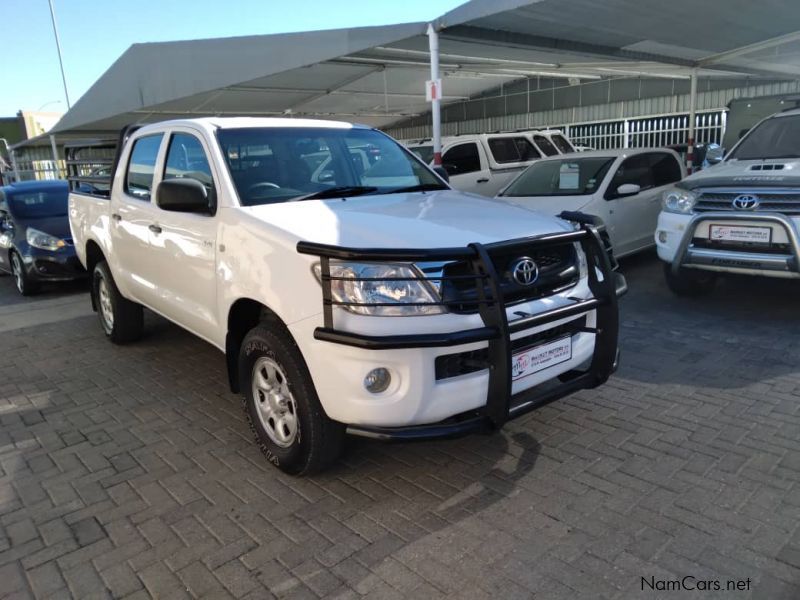 Toyota Hilux 2.5 D4D SRX 4x4 Manual in Namibia