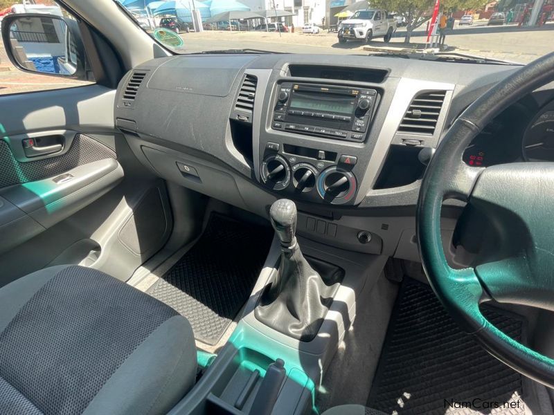 Toyota Hilux 2.7 VVTI Raider in Namibia