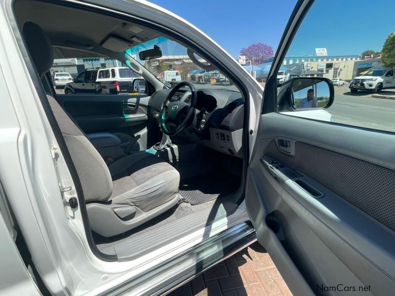 Toyota Hilux 2.7 VVTI Raider in Namibia