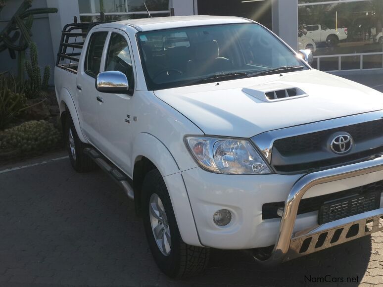 Toyota Hilux D4D 3.0 D/C A/T 4x4 in Namibia