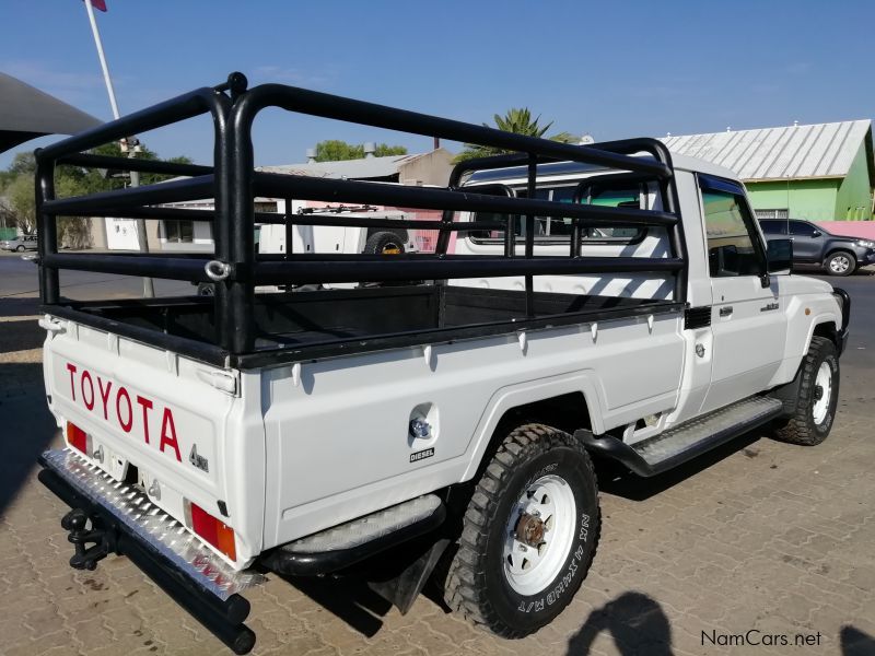 Toyota Land Cruiser 4.2  4x4 Diesel in Namibia