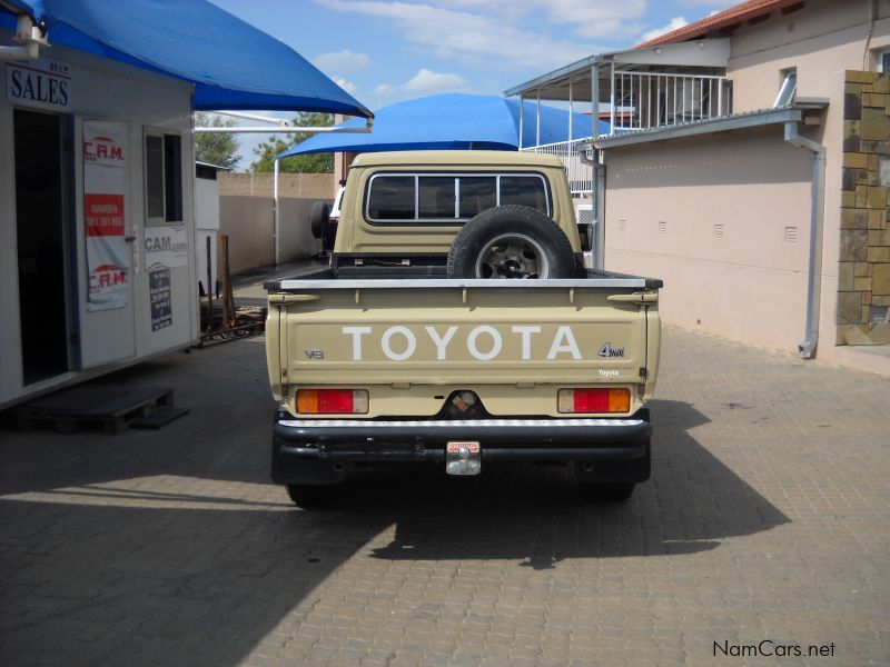 Toyota Land Cruiser 4.2 S/C 4x4 in Namibia