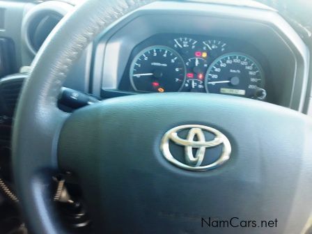 Toyota Land Cruiser 4.5I V6 S/C 4x4 in Namibia