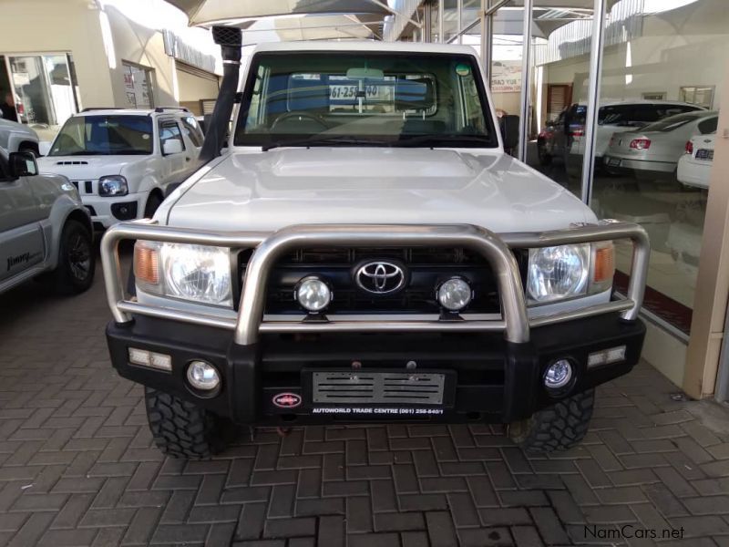 Toyota Land Cruiser 79 4.0 SC in Namibia