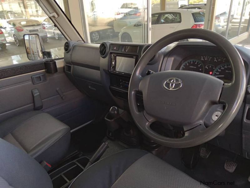 Toyota Land Cruiser 79 4.0 SC in Namibia