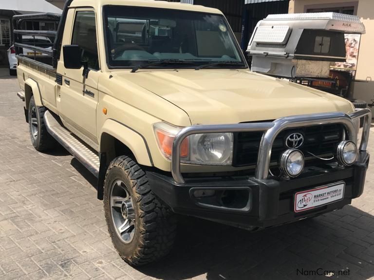 Toyota Land Cruiser 79 4.0P P/U S/C in Namibia