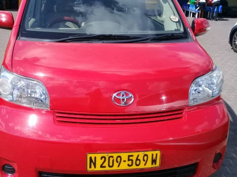 Toyota porte 2