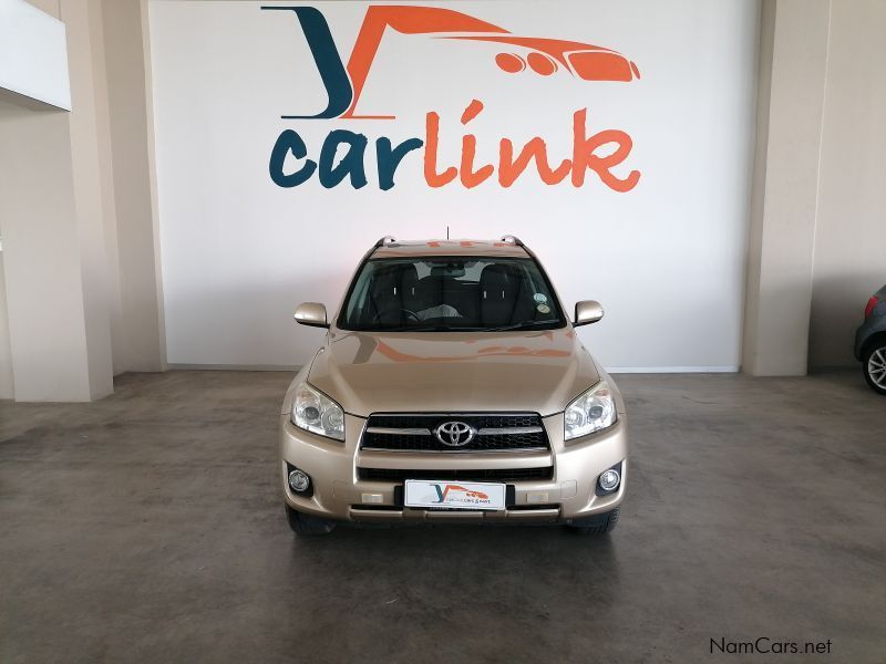 Toyota Rav 4 2.2D AWD VX in Namibia