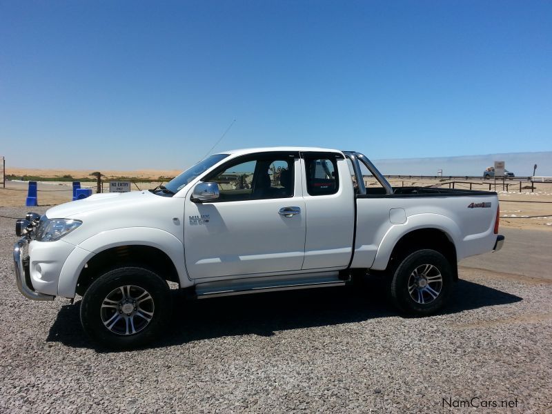 Toyota TOYOTA HILUX 3.0 D4D 4X4 SUPER/CAB VIGO in Namibia