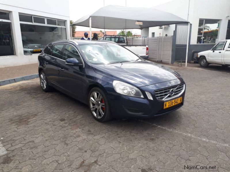 Volvo V60 in Namibia