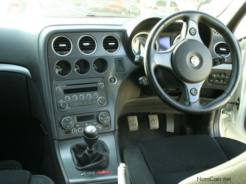 Alfa Romeo 159 1750 TBi progression manual in Namibia