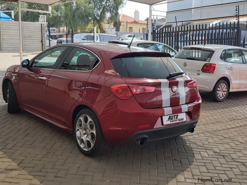 Alfa Romeo Giulietta Quad Verde in Namibia