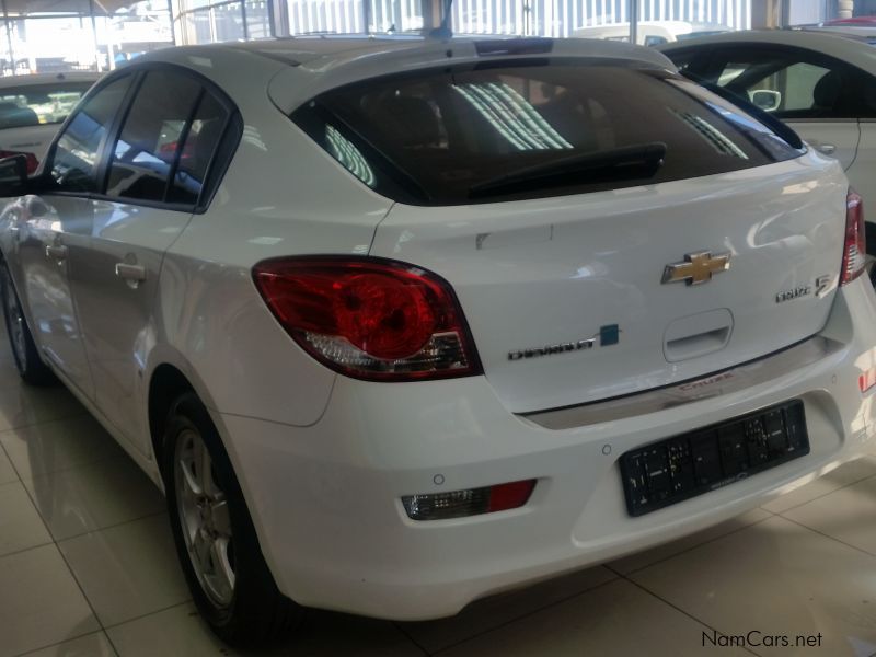 Chevrolet Cruze H/Back 1.6i A/T in Namibia