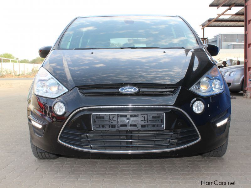 Ford B-MAX 2.0 ECOBOSST TITANIUM in Namibia