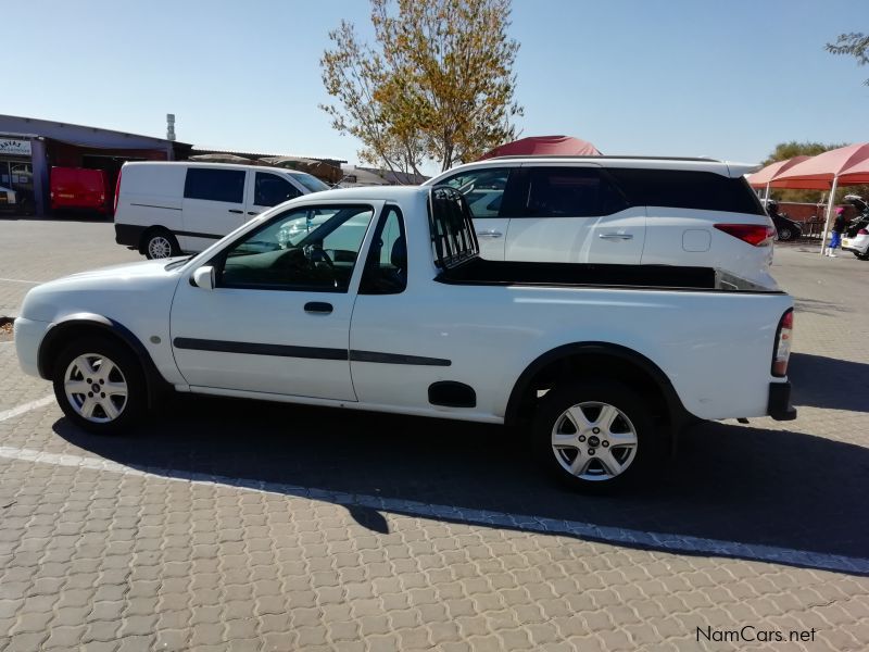 Ford Bantam1.6i XLT in Namibia