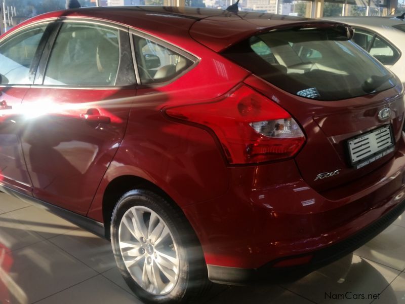 Ford Focus H/Back 1.6i A/T in Namibia