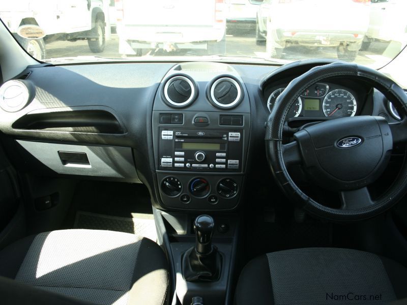 Ford Ikon 1.6 ambiente 4 door manual in Namibia
