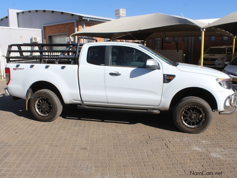 Ford Ranger 3.2 XLS 2x4 Manual in Namibia