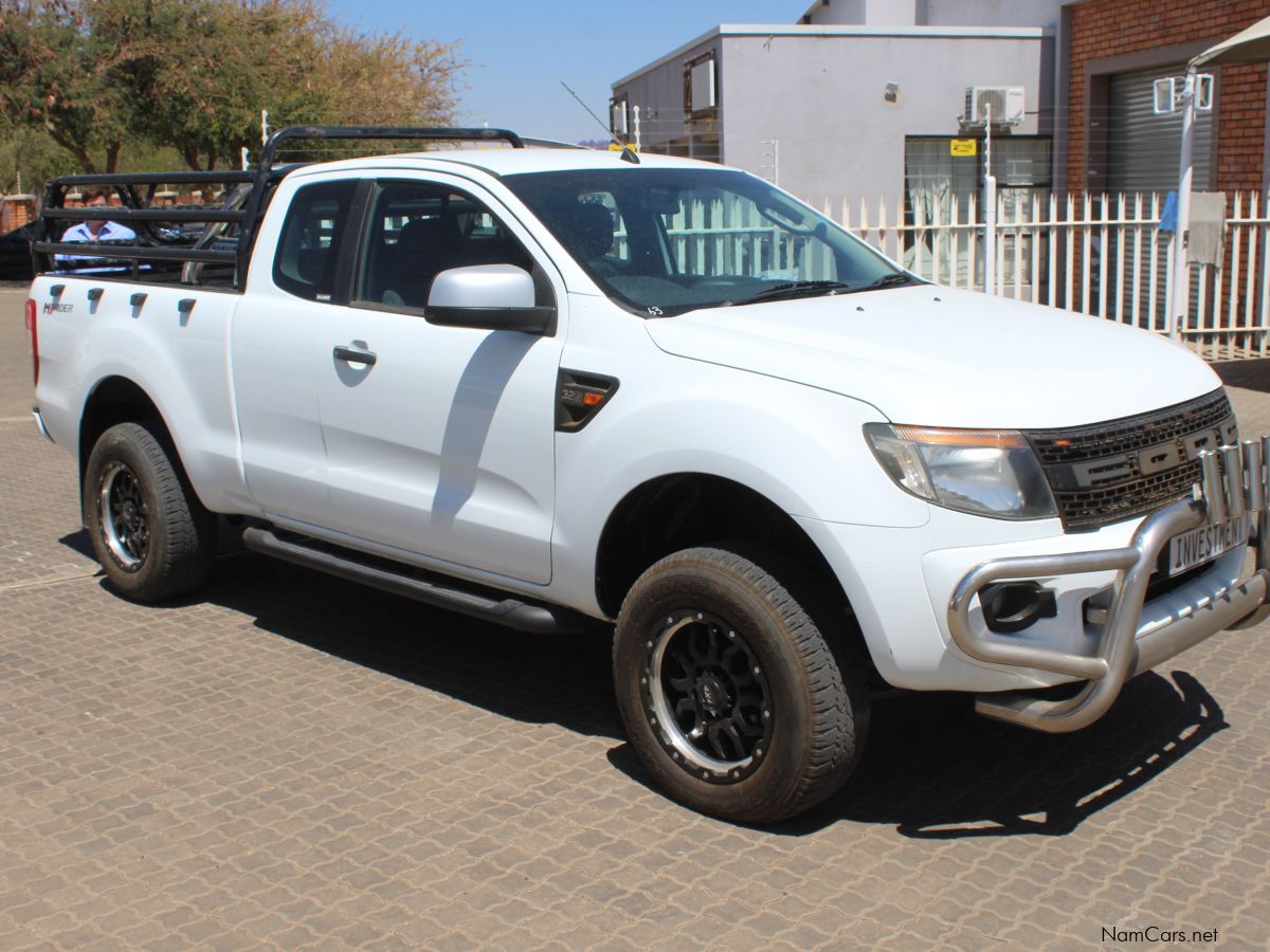 Ford Ranger XLT 3.2  2x4 in Namibia