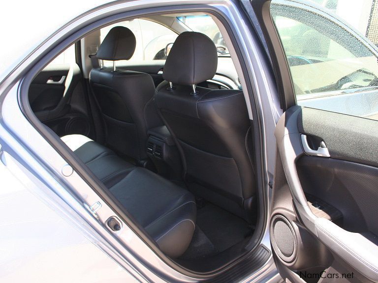 Honda Accord 2.4 exclusive a/t in Namibia