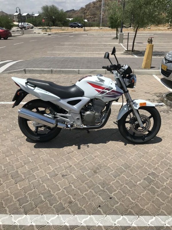 Honda Cbx 250 Twister in Namibia