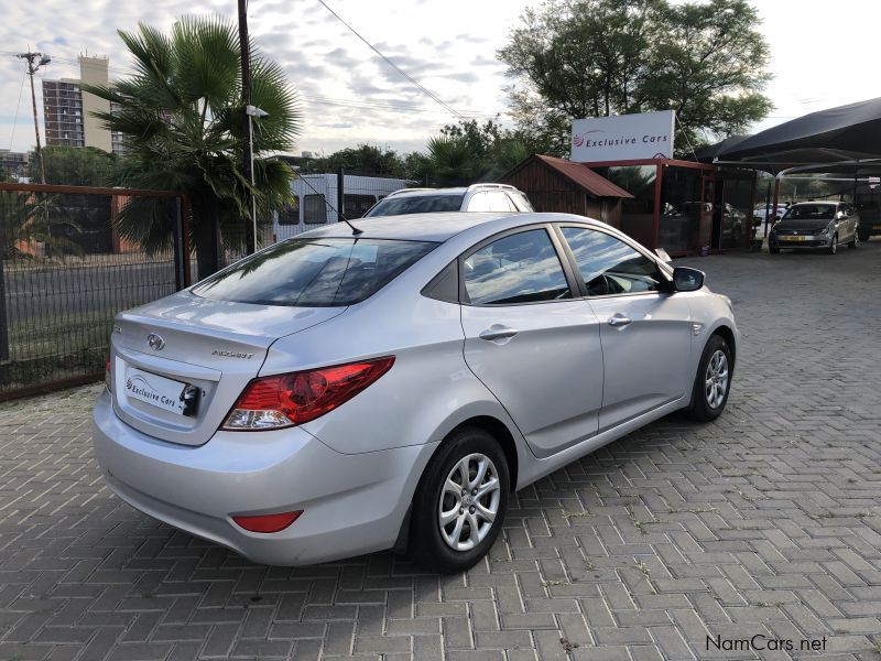 Hyundai Accent 1.6 GL/Motion in Namibia