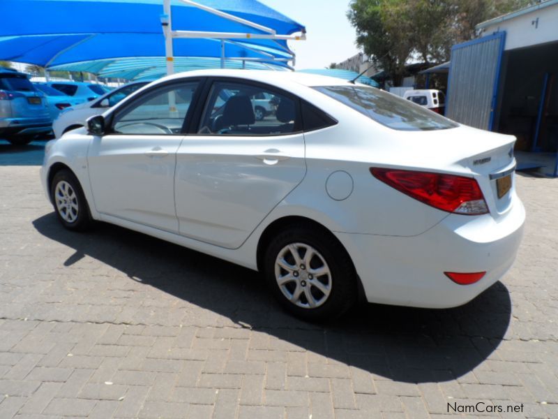 Hyundai Accent 1.6 GLS Fluid in Namibia