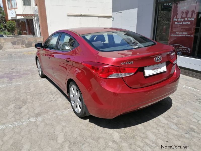 Hyundai Elantra 1.8 Gls/executive in Namibia