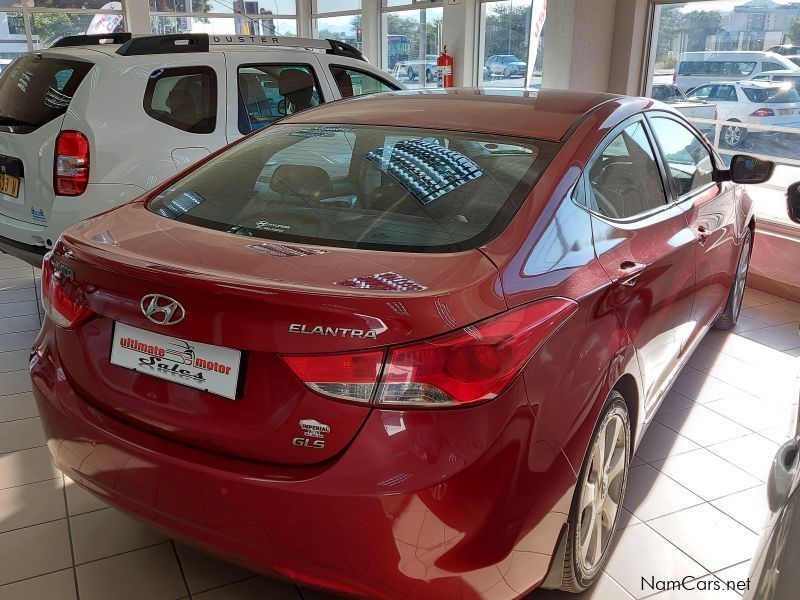 Hyundai Elantra 1.8 Gls/executive in Namibia