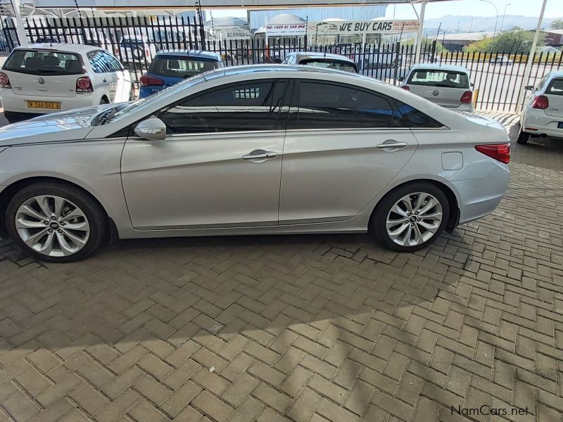 Hyundai Sonata 2.4 Executive in Namibia