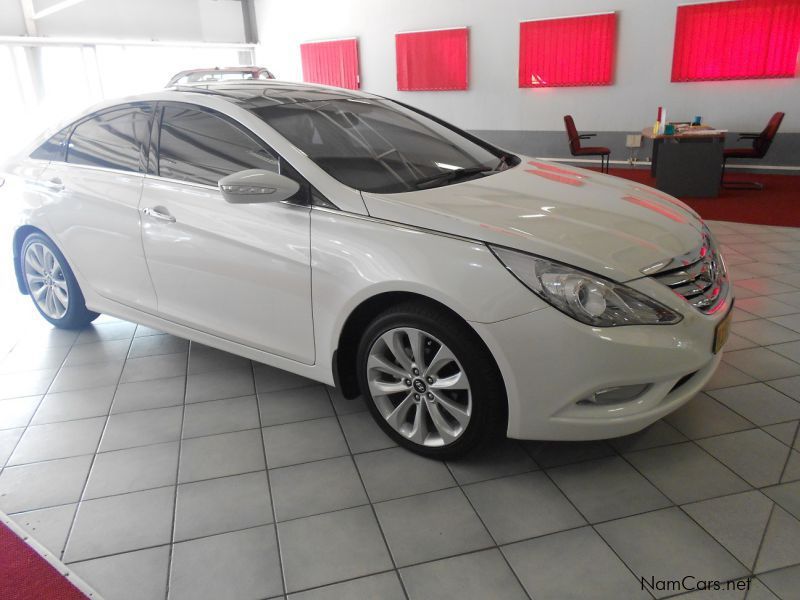 Hyundai Sonata 2.4 GLS Exec A/T in Namibia