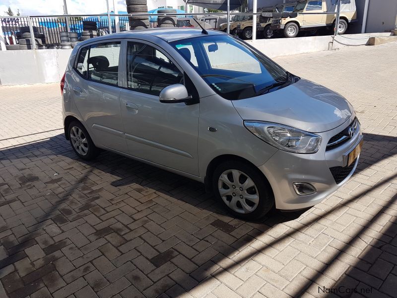 Hyundai i10 1.25GLS Fluid A/T 5Dr in Namibia