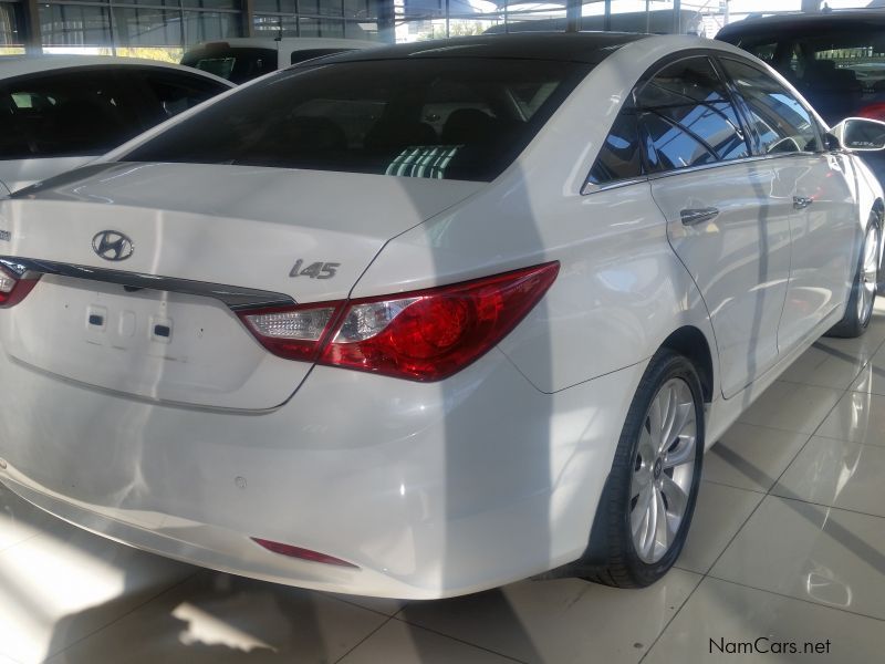 Hyundai i45 2.4i SR A/T in Namibia