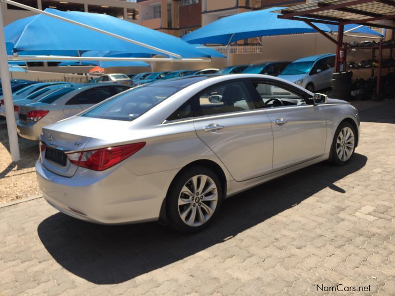 Hyundai i45 in Namibia