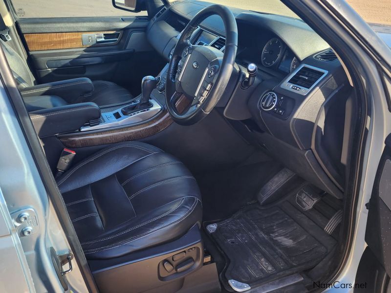 Land Rover Range Rover Sport 3.0D HSE LUX in Namibia