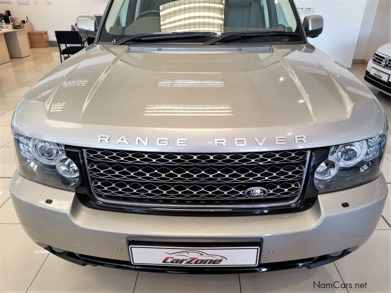 Land Rover Range Rover Vogue 4.4SDv8 SE 250Kw in Namibia