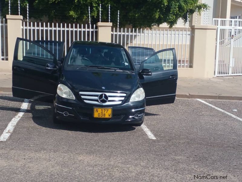 Mercedes-Benz B170 in Namibia