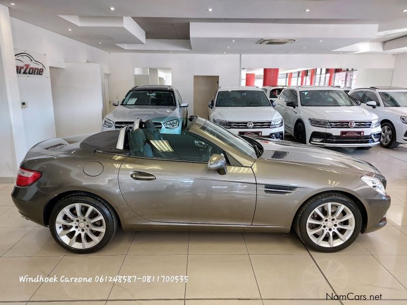 Mercedes-Benz SLK 350 A/T 225kW in Namibia