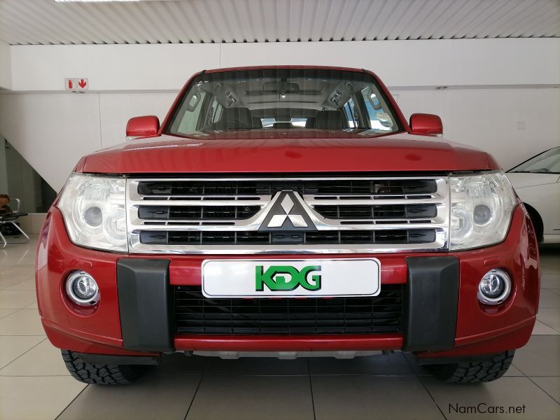 Mitsubishi Shogun DI-D 3.2 GLS in Namibia